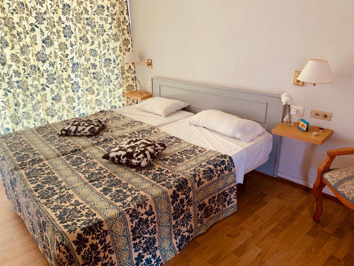 Pondemar Apartaments Vistas Playa Feñabe エクステリア 写真
